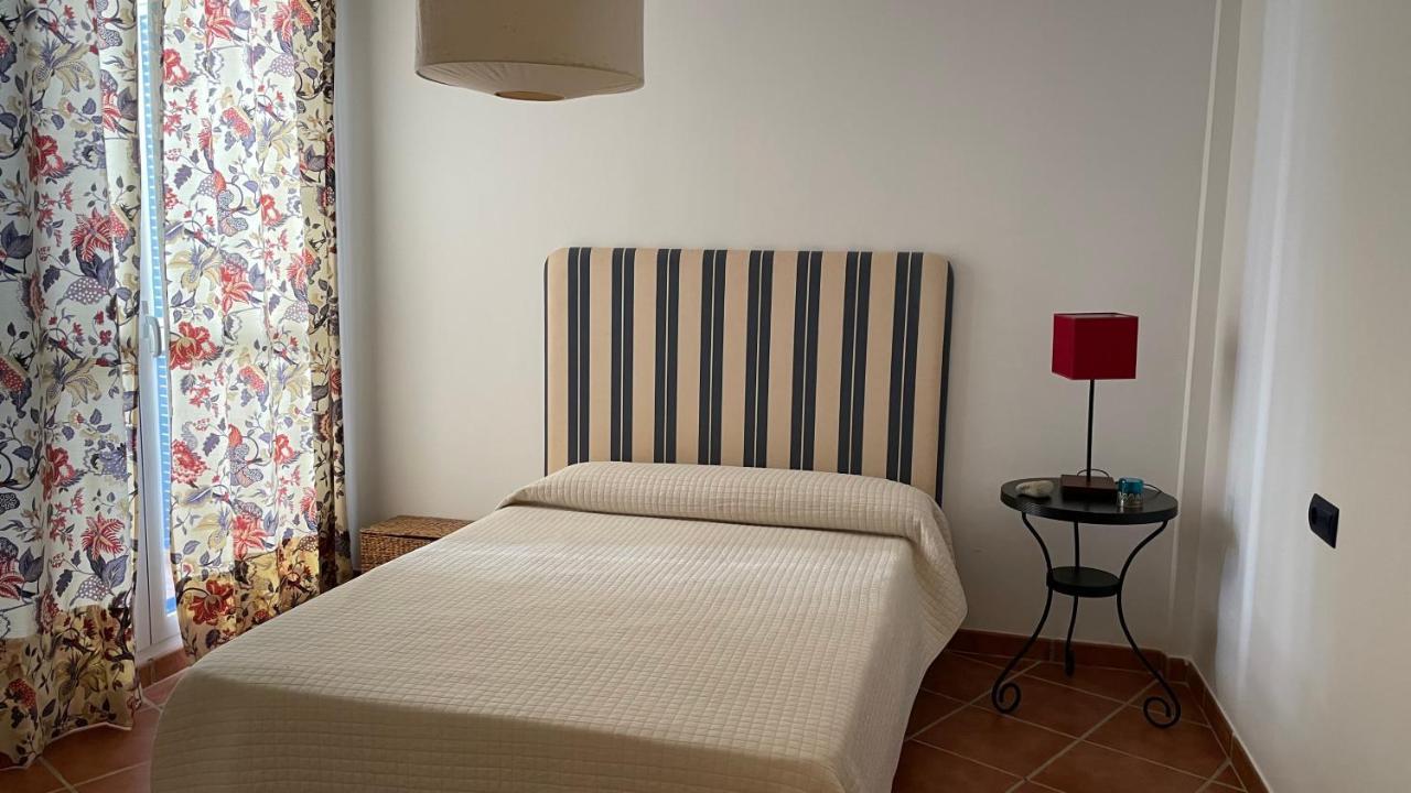 Apartamento De 3 Dormitorios A 60 M De La Playa En La Isleta, Cabo De Gata 拉伊斯莱塔德尔摩洛 外观 照片