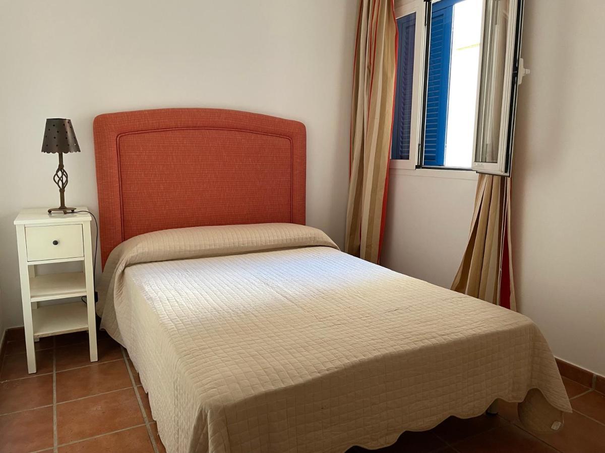 Apartamento De 3 Dormitorios A 60 M De La Playa En La Isleta, Cabo De Gata 拉伊斯莱塔德尔摩洛 外观 照片