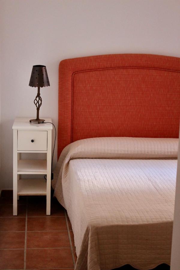 Apartamento De 3 Dormitorios A 60 M De La Playa En La Isleta, Cabo De Gata 拉伊斯莱塔德尔摩洛 外观 照片